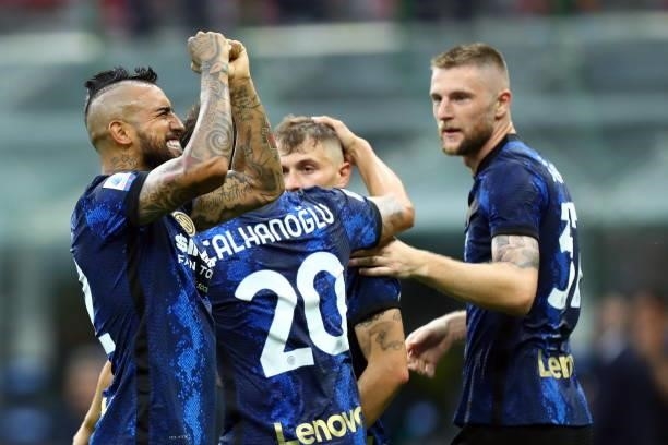 Arturo Vidal of FC Internazionale celebrates after scoring his team's third goal during the Serie A match between FC Internazionale and Genoa CFC at...
