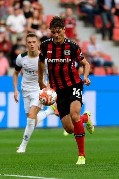 Patrik Schick of Bayer 04 Leverkusen controls the ball during the Bundesliga match between Bayer 04 Leverkusen and Borussia Moenchengladbach at...