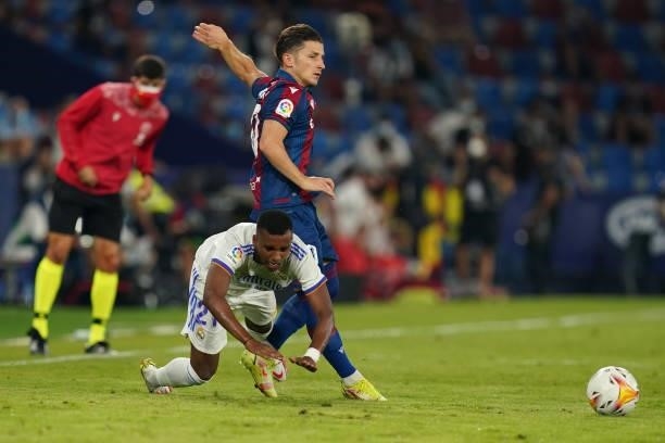 Rodrygo Goes of Real Madrid and Enis Bardhi of Levante UD during the La Liga match between Levante UD v Real Madrid played at Ciutat Valencia Stadium...