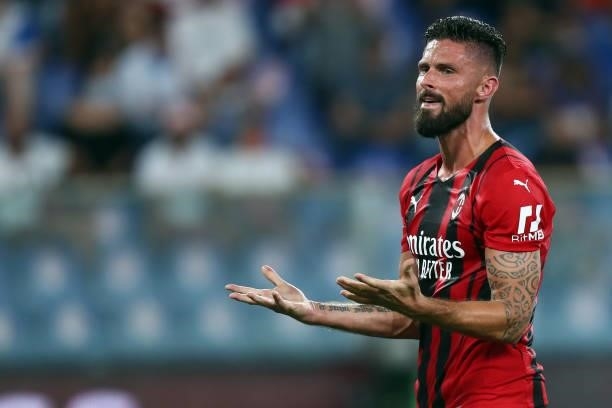 Olivier Giroud of AC Milan ,gestures,looks dejected during the Serie A match between UC Sampdoria and AC Milan at Stadio Luigi Ferraris on August 23,...