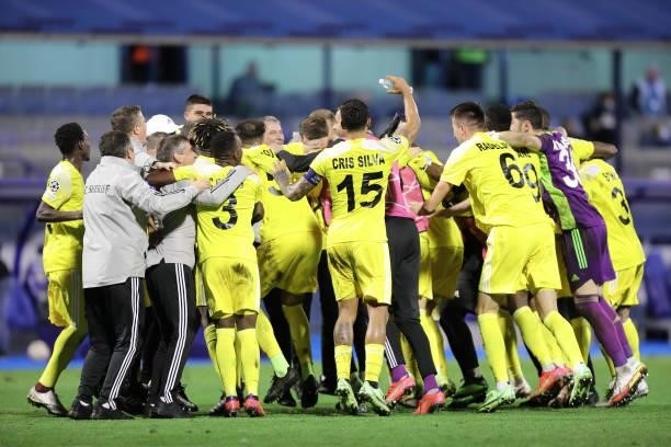 Sheriff players celebrate after the UEFA Champions League Play-Offs Leg Two match between Dinamo Zagreb and FC Sheriff at Maksimir Stadium on August...