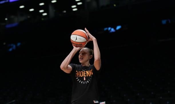 Diana Taurasi of the Phoenix Mercury warms up before the game against the New York Liberty on August 25, 2021 at Barclays Center in Brooklyn, New...