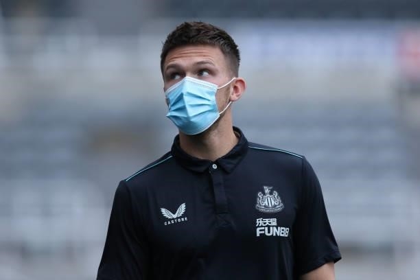 Freddie Woodman of Newcastle United arrives during the Carabao Cup match between Newcastle United and Burnley at St. James's Park, Newcastle on...