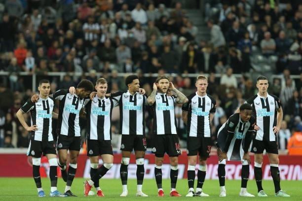 Newcastle United players seen during the Carabao Cup match between Newcastle United and Burnley at St. James's Park, Newcastle on Wednesday 25th...