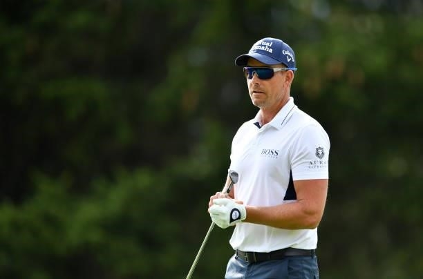 Henrik Stenson of Sweden at the 18th hole during Day One of The Omega European Masters at Crans-sur-Sierre Golf Club on August 26, 2021 in...