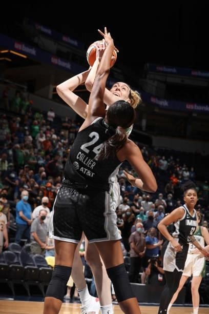 Breanna Stewart of the Seattle Storm drives to the basket against the Minnesota Lynx on August 24, 2021 at Target Center in Minneapolis, Minnesota....