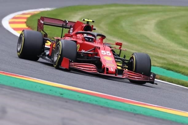 Ferrari's Spanish driver Carlos Sainz Jr drives during the second practice session of the Formula One Belgian Grand Prix at the Spa-Francorchamps...