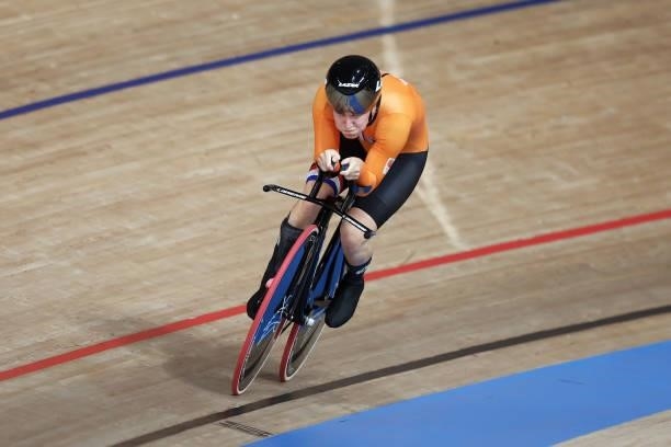 Caroline Groot of Team Netherlands competes in the Track Cycling Women's C4-5 500m Time Trial on day 3 of the Tokyo 2020 Paralympic Games at Izu...