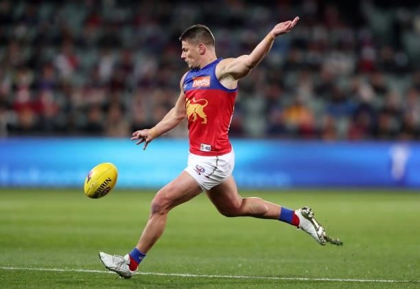 Dayne Zorko of the Lions kicks the ball during the 2021 AFL First Qualifying Final match between the Melbourne Demons and the Brisbane Lions at...