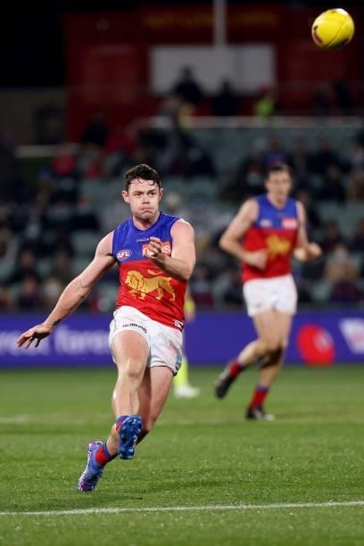 Lachie Neale of the Lions kicks the ball during the 2021 AFL First Qualifying Final match between the Melbourne Demons and the Brisbane Lions at...