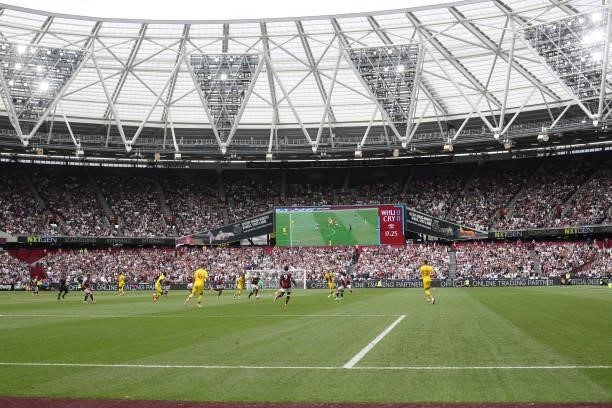 A general view during the Premier League match between West Ham United and Crystal Palace at London Stadium on August 28, 2021 in London, England.