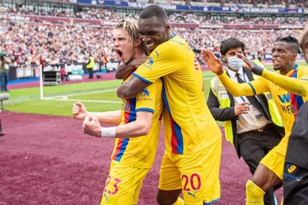 Conor Gallagher of Crystal Palace celebrates with Christian Benteke after scoring 2nd goal during the Premier League match between West Ham United...