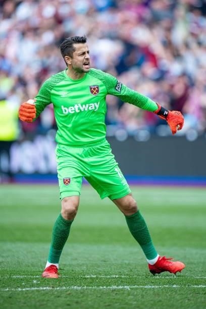 Lukasz Fabianski of West Ham celebrate after hes team score 2nd goal during the Premier League match between West Ham United and Crystal Palace at...