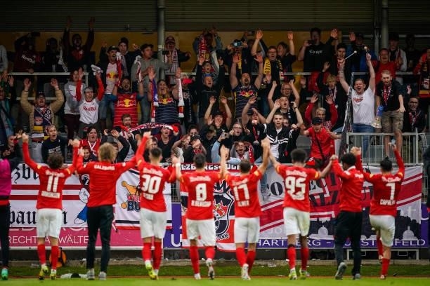 Players of FC Red Bull Salzburg celebrate their victory of the Admiral Bundesliga match between TSV Hartberg and FC Red Bull Salzburg at Profertil...