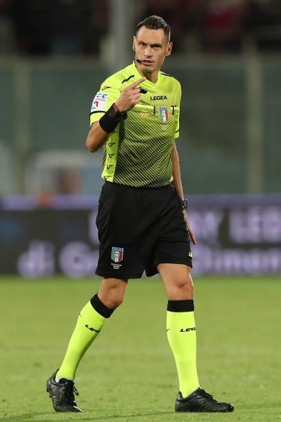 Maurizio Mariani referee during the Serie A match between ACF Fiorentina and Torino FC at Stadio Artemio Franchi on August 28, 2021 in Florence, Italy