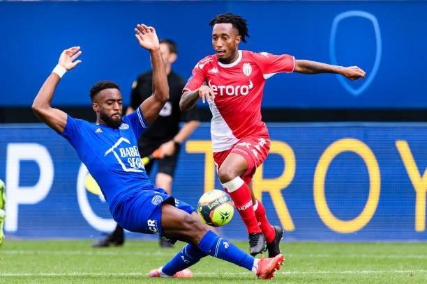 Gelson Martins of AS Monaco dribbles Yoann Salmier of Troyes during the Ligue 1 Uber Eats match between Troyes and Monaco at Stade de l'Aube on...