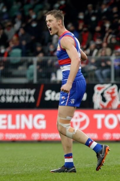 Josh Schache of the Bulldogs celebrates a goal during the 2021 AFL First Elimination Final match between the Western Bulldogs and the Essendon...