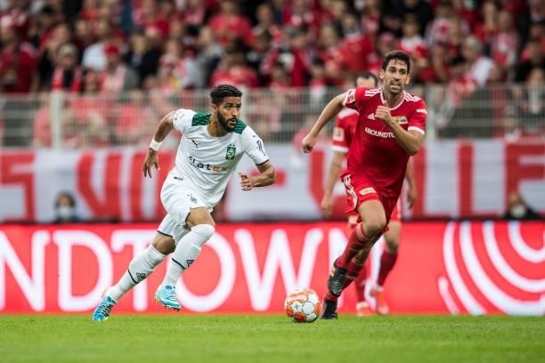 HKeanan Bennetts of Borussia Moenchengladbach in action during the Bundesliga match between 1.FC Union Berlin and Borussia Moenchengladbach at...