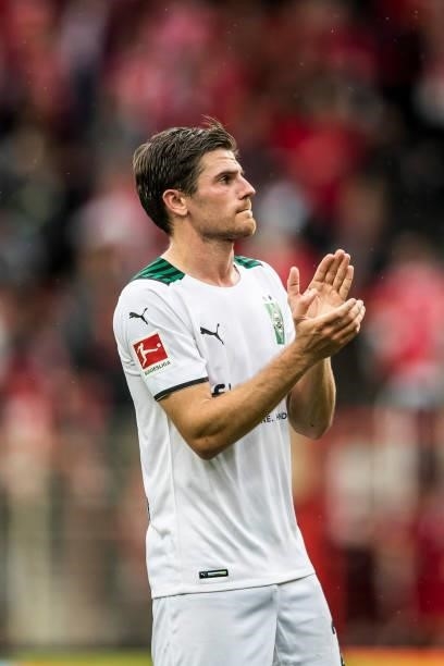 Jonas Hofmann of Borussia Moenchengladbach reacts after the Bundesliga match between 1.FC Union Berlin and Borussia Moenchengladbach at Stadion an...