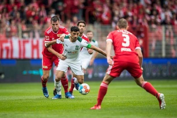 Lars Stindl of Borussia Moenchengladbach in action during the Bundesliga match between 1.FC Union Berlin and Borussia Moenchengladbach at Stadion an...
