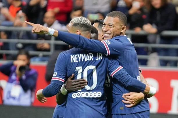 Kylian Mbappe of PSG celebrates after scoring 2nd goal during the Ligue 1 Uber Eats match between Reims and Paris Saint Germain at Stade Auguste...