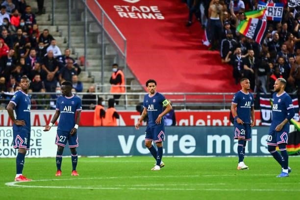Georginio WIJNALDUM of PSG, Idrissa GUEYE of PSG, MARQUINHOS of PSG, Thilo KEHRER of PSG and NEYMAR JR of PSG dejected during the Ligue 1 Uber Eats...