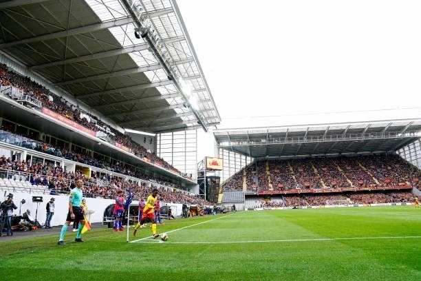 David PEREIRA DA COSTA of RC Lens during the Ligue 1 Uber Eats match between Lens and Lorient at Stade Bollaert-Delelis on August 29, 2021 in Lens,...