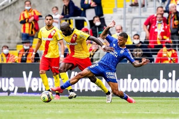Seko FOFANA of RC Lens and Igor SILVA of FC Lorient during the Ligue 1 Uber Eats match between Lens and Lorient at Stade Bollaert-Delelis on August...