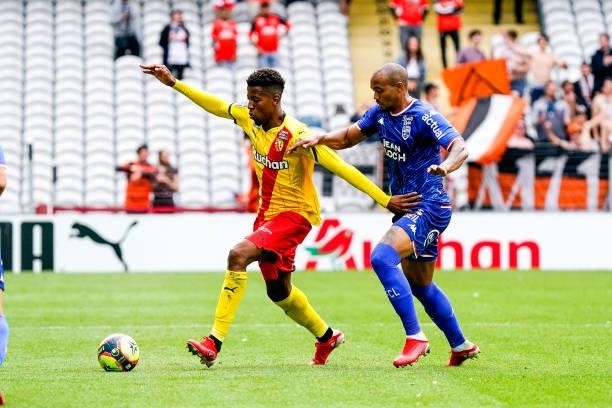 Simon BANZA of RC Lens and Thomas FONTAINE of FC Lorient during the Ligue 1 Uber Eats match between Lens and Lorient at Stade Bollaert-Delelis on...