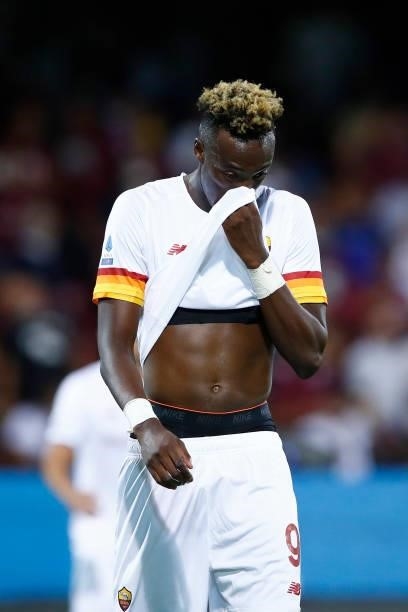 Tammy Abraham of AS Roma looks dejected during the Serie A match between US Salernitana and AS Roma at Stadio Arechi on August 29, 2021 in Salerno,...