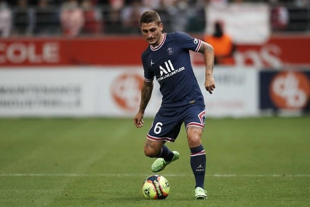 Marco Verratti of PSG does passed during the Ligue 1 Uber Eats match between Reims and Paris Saint Germain at Stade Auguste Delaune on August 29,...