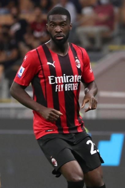 Fikayo Tomori of AC Milan looks on during the Serie A match between AC Milan and Cagliari Calcio at Stadio Giuseppe Meazza on August 29, 2021 in...