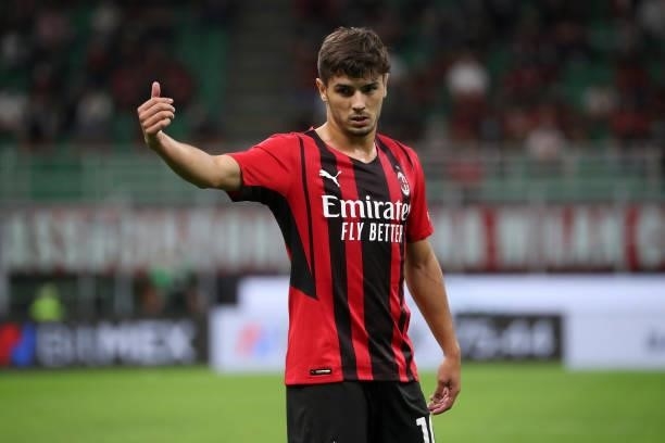 Brahim Díaz of AC Milan gestures during the Serie A match between AC Milan and Cagliari Calcio at Stadio Giuseppe Meazza on August 29, 2021 in Milan,...