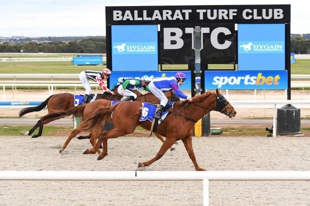 Secret Hero ridden by Craig Atkinson wins the Hygain Winners Choice BM58 Handicap at Sportsbet-Ballarat Synthetic Racecourse on August 31, 2021 in...