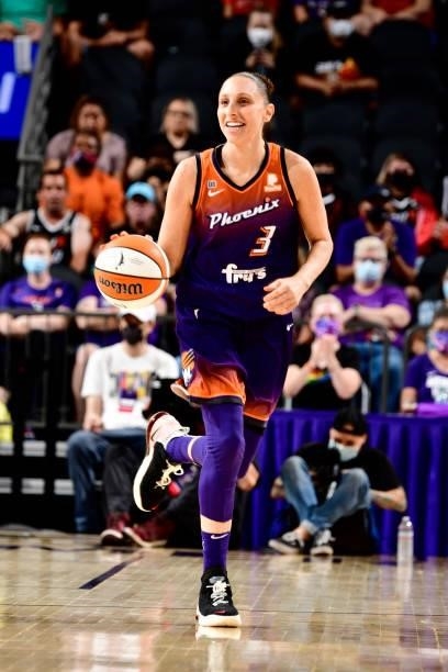 Diana Taurasi of the Phoenix Mercury handles the ball against the Chicago Sky on August 31, 2021 at Footprint Center in Phoenix, Arizona. NOTE TO...