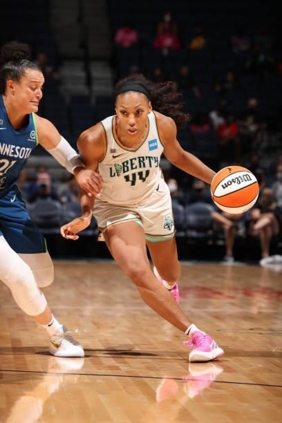 Betnijah Laney of the New York Liberty drives to the basket during the game against the Minnesota Lynx on August 31, 2021 at Target Center in...