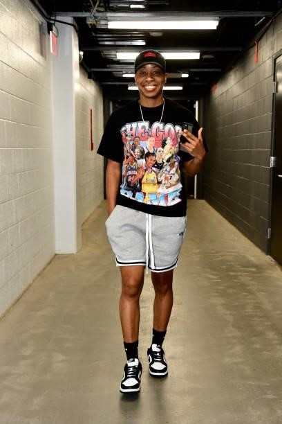 Shey Peddy of the Phoenix Mercury arrives to the game against the Chicago Sky on August 31, 2021 at Footprint Center in Phoenix, Arizona. NOTE TO...