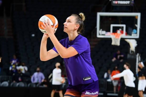 Alanna Smith of the Phoenix Mercury looks to shoot the ball before the game against the Chicago Sky on August 31, 2021 at the Footprint Center in...