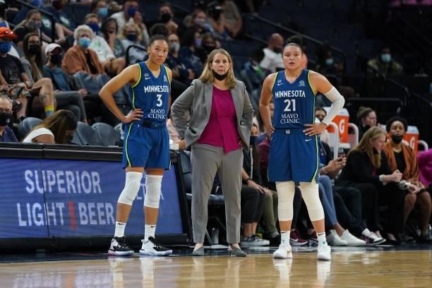 Head Coach Cheryl Reeve of the Minnesota Lynx talks with Aerial Powers and Kayla McBride during the game against the New York Liberty on August 31,...