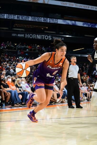 Kia Nurse of the Phoenix Mercury drives to the basket against the Chicago Sky on August 31, 2021 at the Footprint Center in Phoenix, Arizona. NOTE TO...