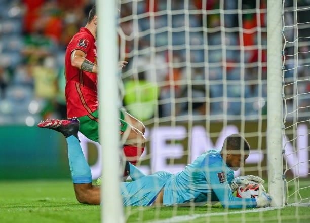 Faro , Portugal - 1 September 2021; Republic of Ireland goalkeeper Gavin Bazunu makes a save during the FIFA World Cup 2022 qualifying group A match...