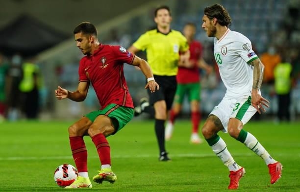 Andre Silva of RB Leipzig and Portugal with Jeff Hendrick of Republic of Ireland and Newcastle United in action during the World Cup 2022 Qualifier...