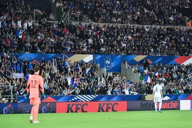 Fans of France during the FIFA World Cup 2022 Qatar qualifying match between France and Bosnia Herzegovina on September 1, 2021 in Strasbourg, France.