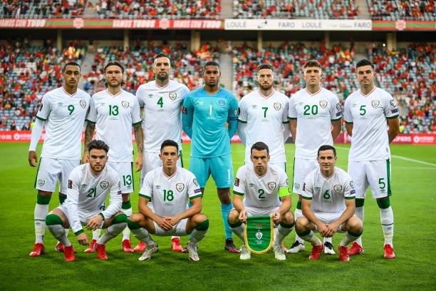 Faro , Portugal - 1 September 2021; The Republic of Ireland team, back row, from left, Adam Idah, Jeff Hendrick, Shane Duffy, Gavin Bazunu, Matt...