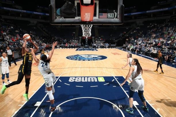 Nneka Ogwumike of the Los Angeles Sparks drives to the basket during the game against the Minnesota Lynx on September 2, 2021 at Target Center in...