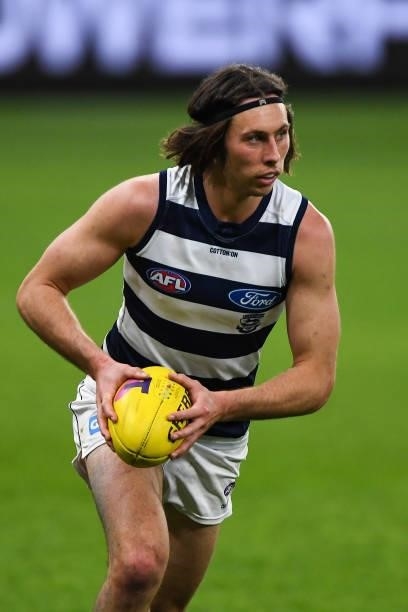 Jack Henry of the Cats in action during the 2021 AFL Second Semi Final match between the Geelong Cats and the GWS Giants at Optus Stadium on...