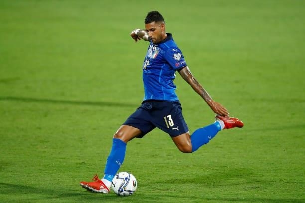 Emerson Palmieri of Italy controls the ball during the 2022 FIFA World Cup Qualifier Group C match between Italy and Bulgaria at Artemio Franchi on...