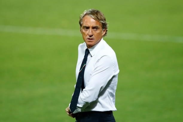 Head coach Roberto Mancini of Italy looks on during the 2022 FIFA World Cup Qualifier Group C match between Italy and Bulgaria at Artemio Franchi on...