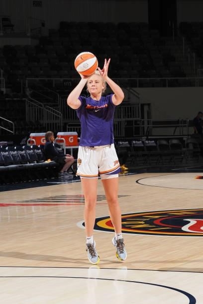 Sophie Cunningham of the Phoenix Mercury shoots the ball before the game against the Indiana Fever on September 4, 2021 at the Indiana Farmers...