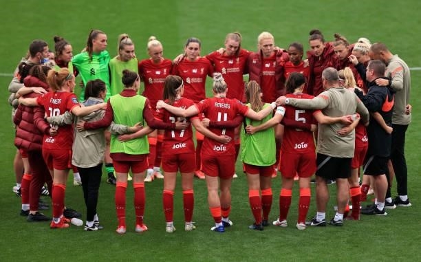 Liverpool players form a huddle after the Barclays FA Women's Championship between Watford Ladies and Liverpool Women at Vicarage Road on September...